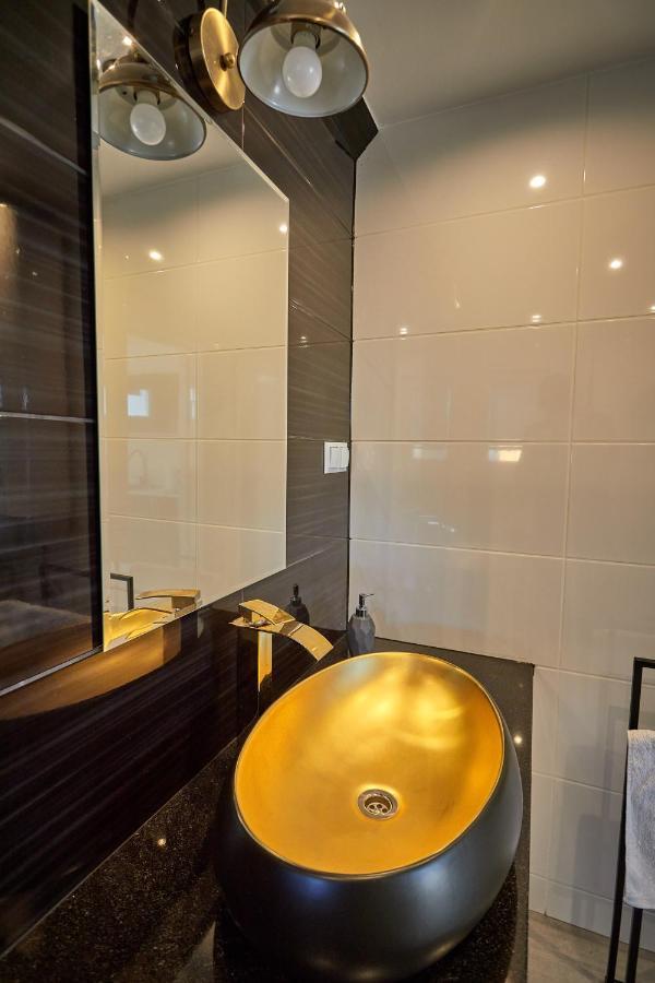 Apartament Deluxe Z Jacuzzi W Drzewach Apartment Horyniec ภายนอก รูปภาพ